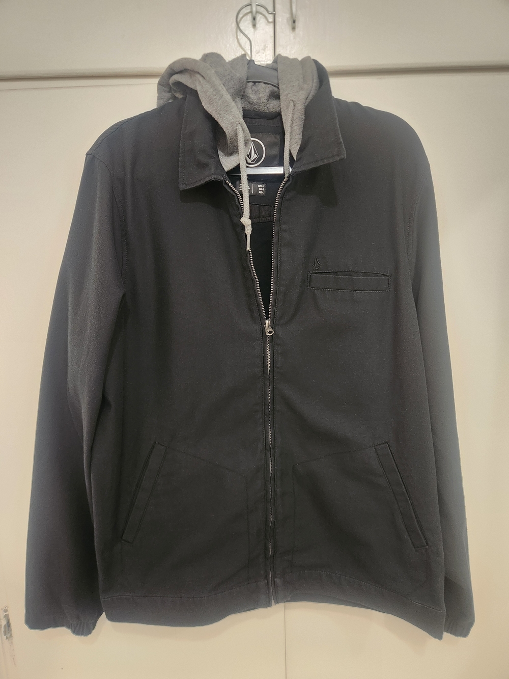 Volcom Men's Black W/Gray Fleece Hood, Full Zip, Size Large
